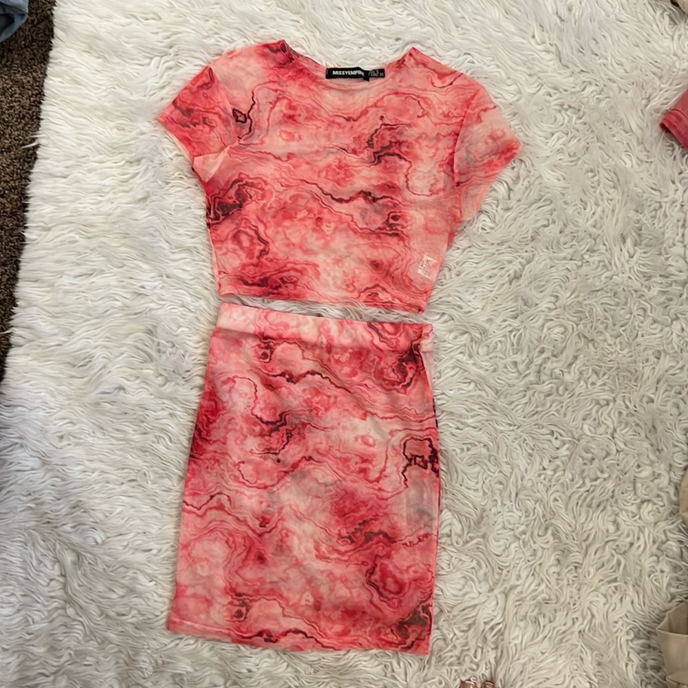 MARBLE PINK MESH TOP & SKIRT SET